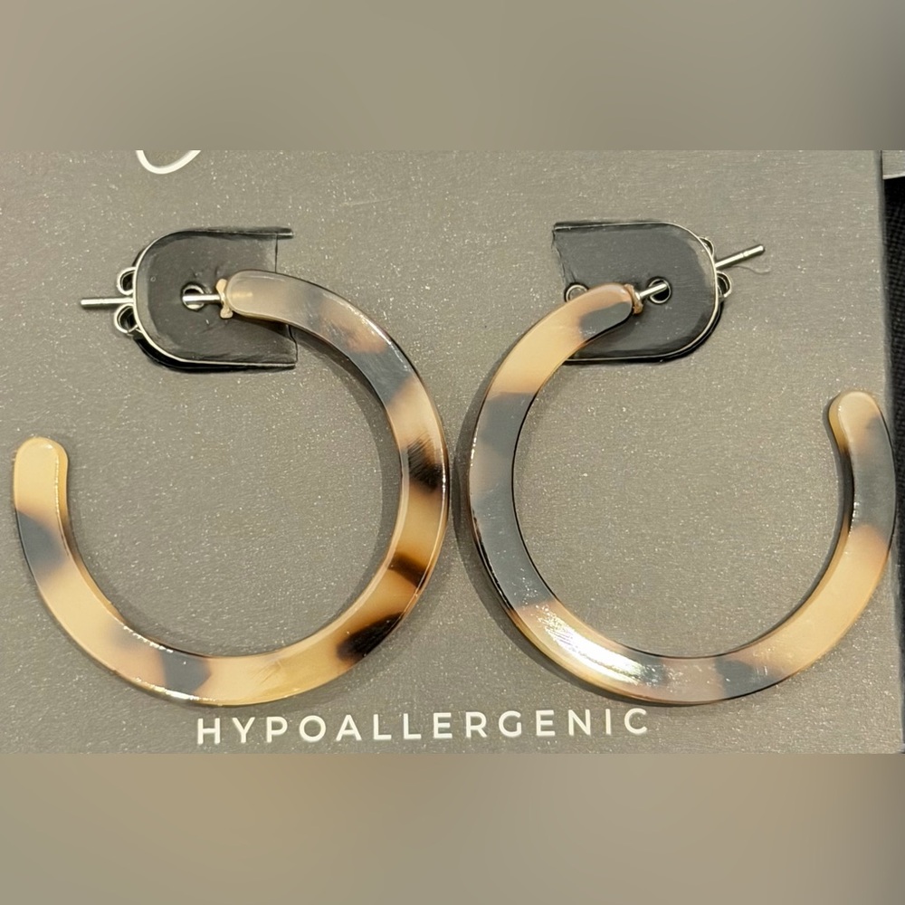 Brown and Black Hoop Earrings 29